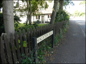 Description: Macintosh HD:Users:Mara:Pictures:iPhoto Library:Masters:2013:10:14:20131014-195712:DSCN2635.JPG