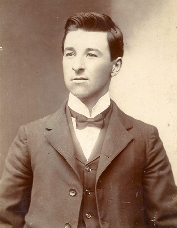 Description: Macintosh HD:Users:Mara:Desktop:87682275_136527244896.jpg