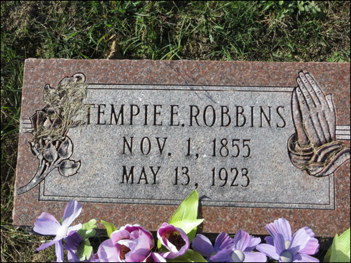 Description: Macintosh HD:Users:Mara:Desktop:11246525_138247948125.jpg