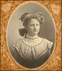 Description: Macintosh HD:Users:Mara:Desktop:0016photo.jpg