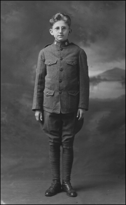 Description: Macintosh HD:Users:Mara:Desktop:LPbphcjki6tBDSSKV9NrZUMdLZ8Zgv4Fq1!LaK_miiY0YyEK4pTOayqiK1U7W02p.jpeg